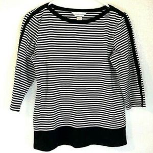 Christopher & Banks Women’s Pull Over Shirt